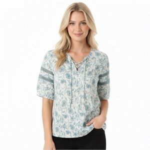 Como blue Floral Lace-Up Blouse - Blue size large